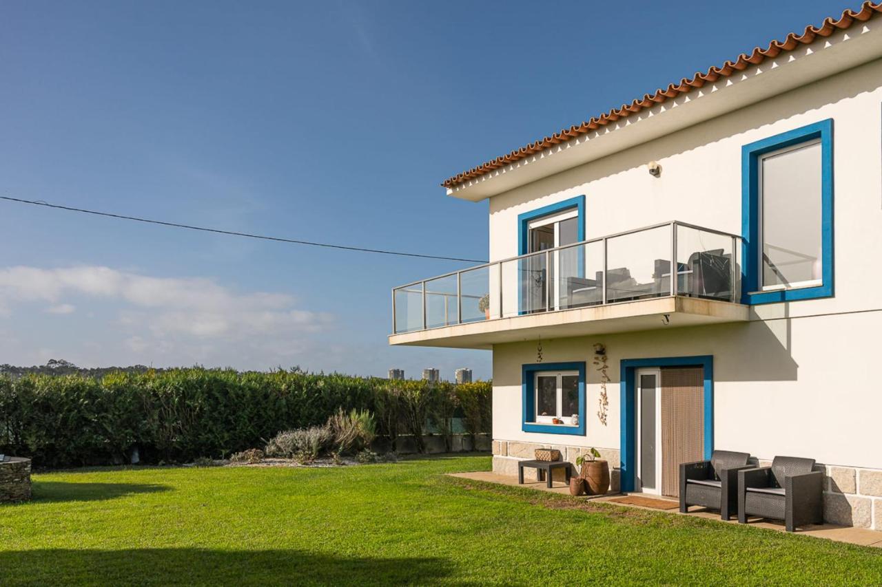 Beachfront Villa In 에스포센데 외부 사진