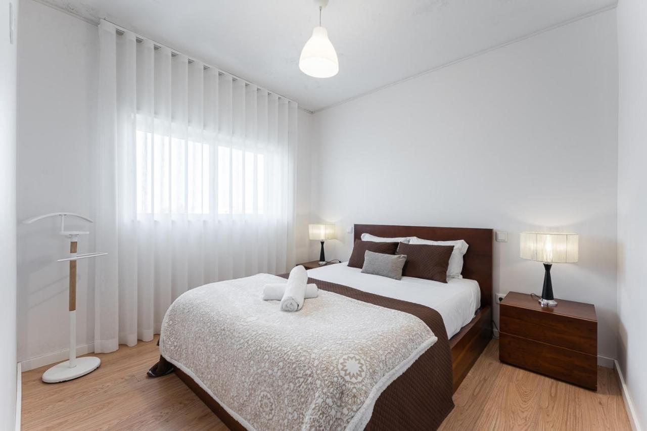 Beachfront Villa In 에스포센데 외부 사진