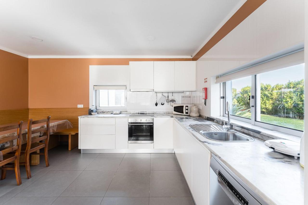 Beachfront Villa In 에스포센데 외부 사진