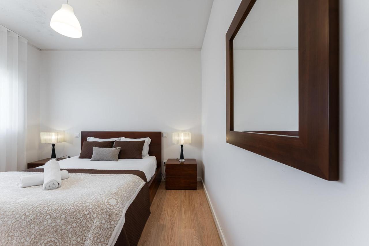 Beachfront Villa In 에스포센데 외부 사진