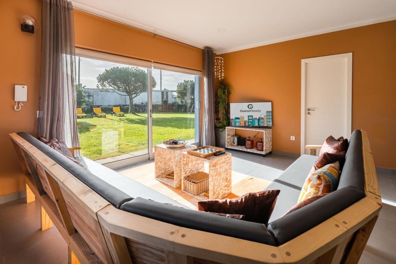 Beachfront Villa In 에스포센데 외부 사진